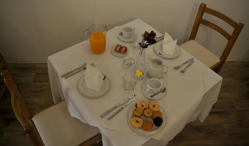 Sunstone Boutique Guest House Buġibba Extérieur photo