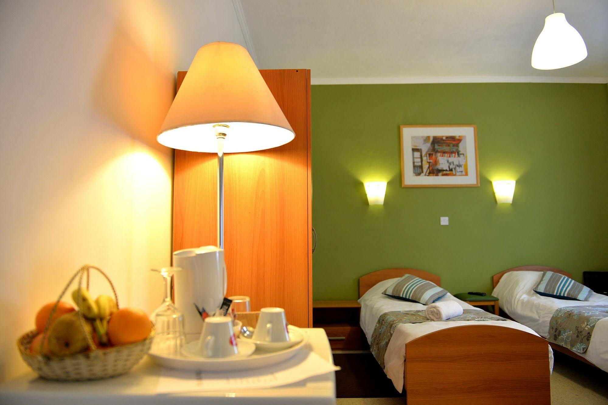Sunstone Boutique Guest House Buġibba Extérieur photo
