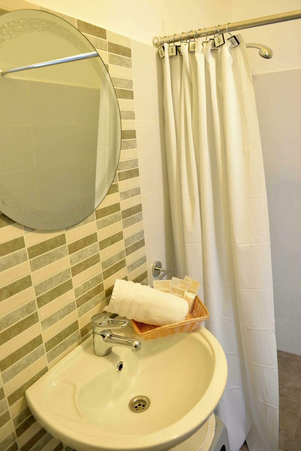 Sunstone Boutique Guest House Buġibba Extérieur photo